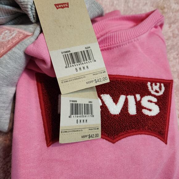 Lot of 2 NWT Levi's chenille patch logo front crewneck sweatshirts girl's size 6 - Picture 7 of 10